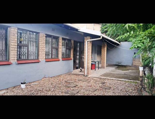 3 BEDROOM TOWNHOUSE FOR SALE IN NEW GERMANY